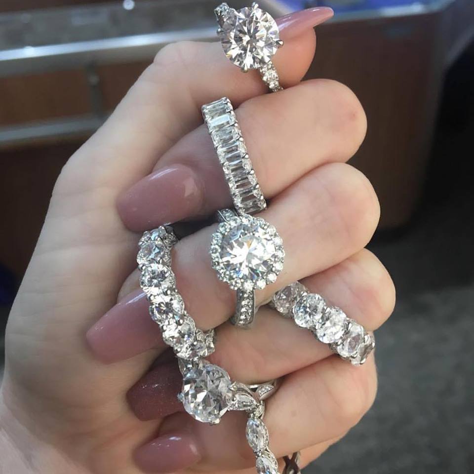 Glamorous Diamond Engagement Rings